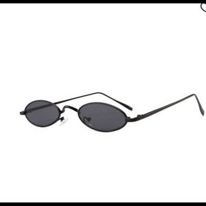 Unique Metal Full Frame Oval Sunglasses